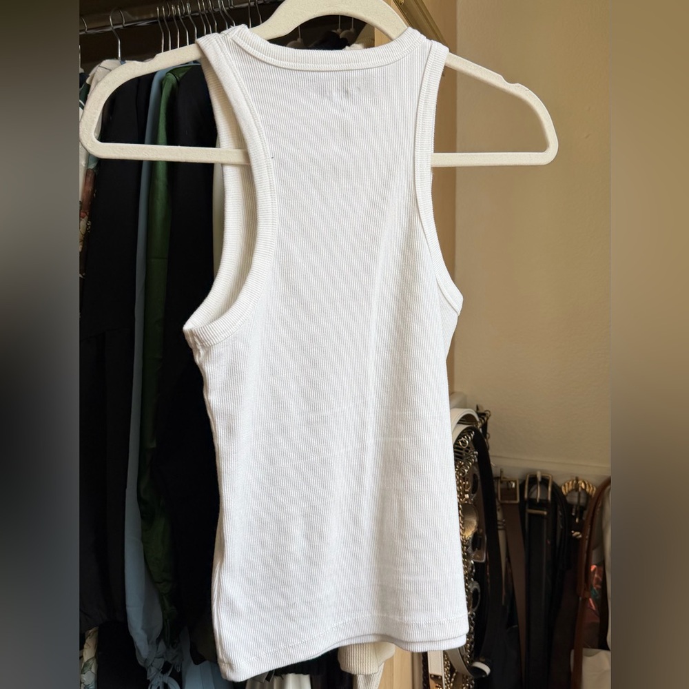 White Essential Tuckable High-Neck Rib Tank - Picture 2 of 8